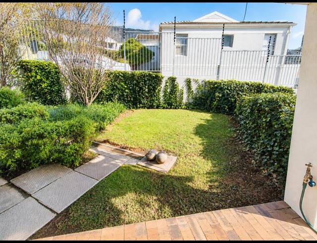1 BEDROOM APARTMENT FOR SALE IN VREDEHOEK